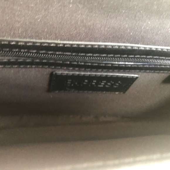 New Express Black Quilted Faux Leather Crossbody & or Shoulder Bag - Picture 4 of 4